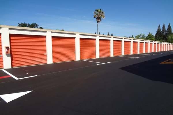 Facility photo: //images.sparefoot.com/medium/2160176970e400b6817.jpg