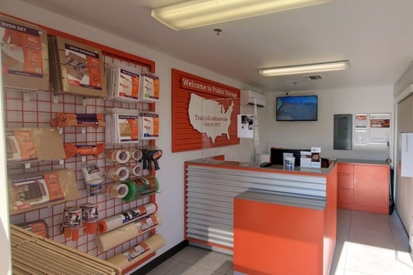 Storage Units at Public Storage - Carmichael - 7719 Fair Oaks Blvd - 7719 Fair Oaks Blvd
