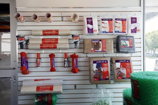 Facility photo: //images.sparefoot.com/medium/2160216984a7ab7c5ff.jpg