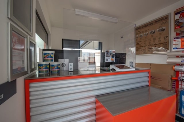 Facility photo: //images.sparefoot.com/medium/2160256999c263cf851.jpg