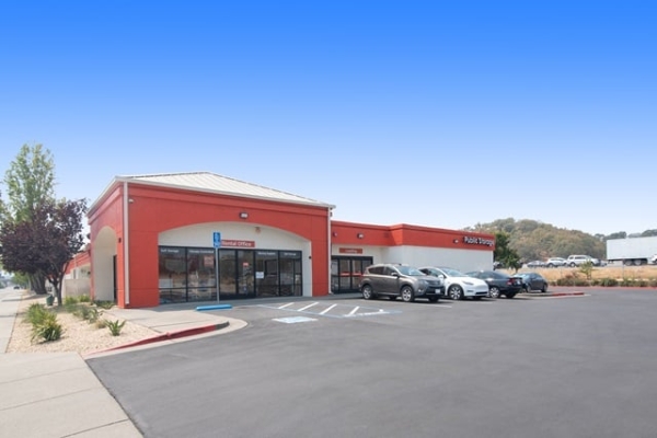 Facility photo: //images.sparefoot.com/medium/2160366890b427726b8.jpg