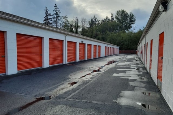 Facility photo: //images.sparefoot.com/medium/21603969f4ab285962f.jpg