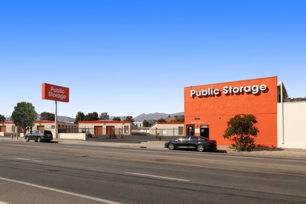 Storage Units at Public Storage - Sun Valley - 9036 Glenoaks Blvd - 9036 Glenoaks Blvd