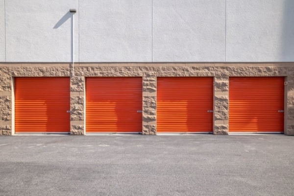 Facility photo: //images.sparefoot.com/medium/2160686999c22073e3d.jpg