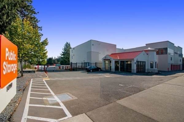 Storage Units at Public Storage - Shoreline - 14900 Aurora Ave N - 14900 Aurora Ave N