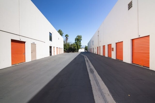 Storage Units at Public Storage - Los Angeles - 3017 N San Fernando Rd - 3017 N San Fernando Rd