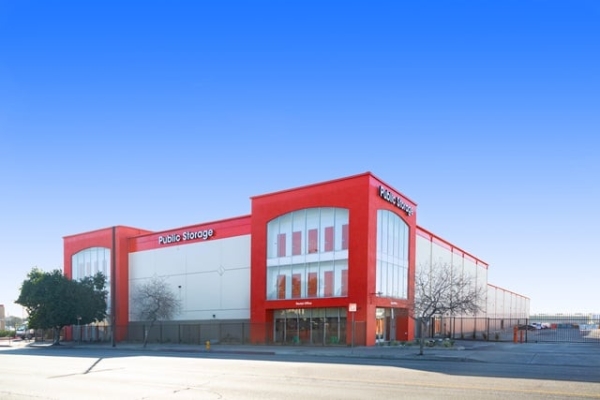 Facility photo: //images.sparefoot.com/medium/2160916921c5aef0222.jpg