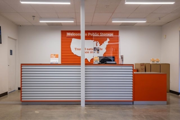Facility photo: //images.sparefoot.com/medium/21609268c964fb1eb28.jpg