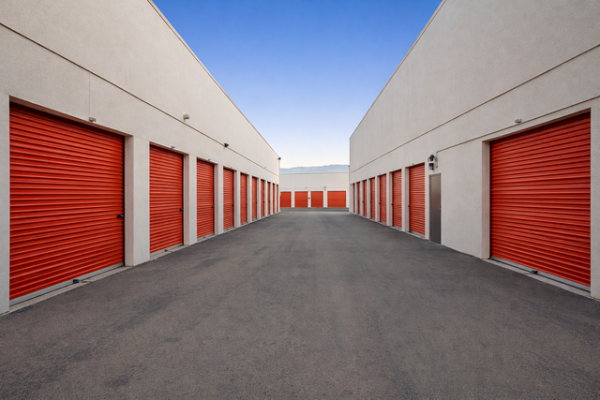 Facility photo: //images.sparefoot.com/medium/21610269f89d55cf4bb.jpg
