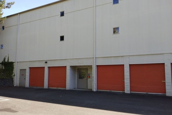 Facility photo: //images.sparefoot.com/medium/2161286880e0febc41b.jpg