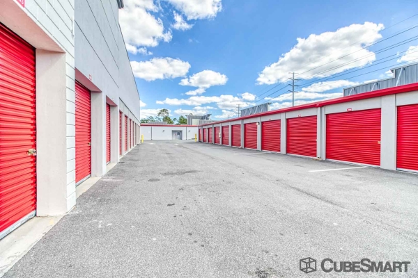 Facility photo: //images.sparefoot.com/medium/2162806978725e449b9.jpg