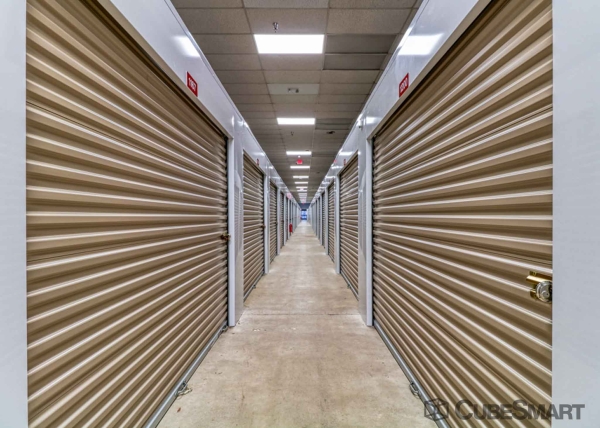 Storage Units at CubeSmart Self Storage - NY Lockport South Transit Road - 5725 South Transit Road