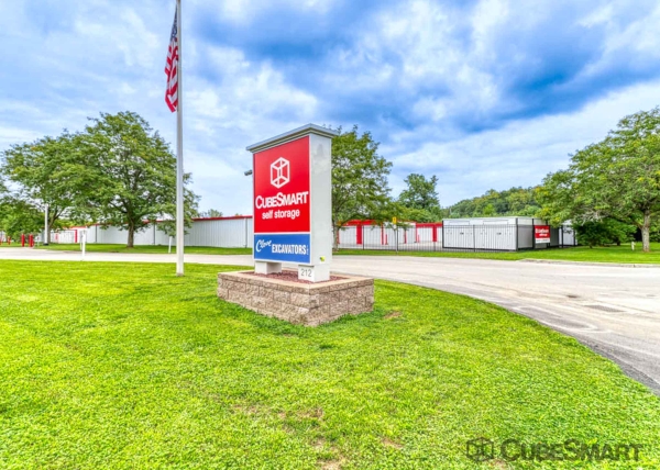 Facility photo: //images.sparefoot.com/medium/21668569788b0a03817.jpg