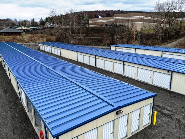 Facility photo: //images.sparefoot.com/medium/2169746286930d4fe58.jpg