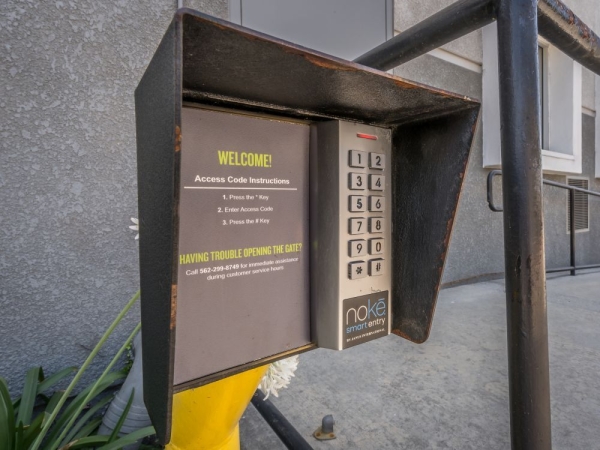 Facility photo: //images.sparefoot.com/medium/217069699433d562d53.jpg