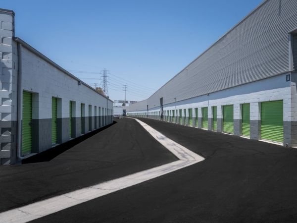 Facility photo: //images.sparefoot.com/medium/217069699433d7129eb.jpg