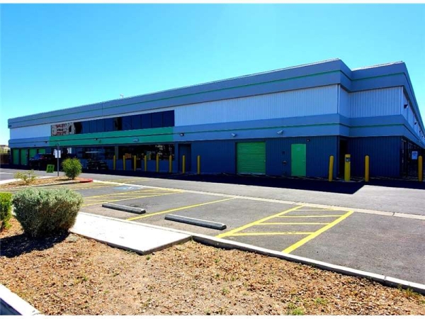 Storage Units at Extra Space Storage - 1733 - Las Vegas - Rancho Dr - 2025 North Rancho Drive