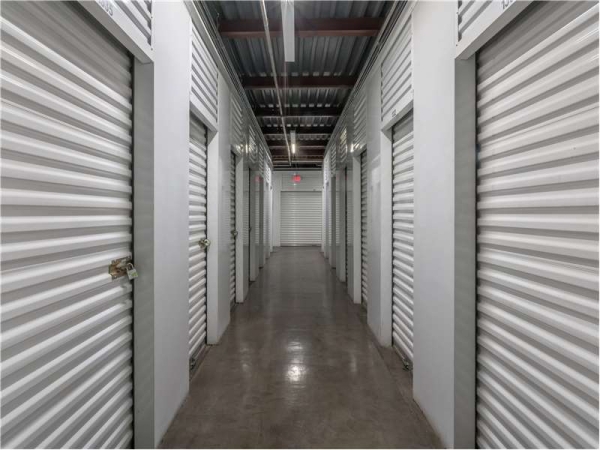 Storage Units at Extra Space Storage - 1737 - Las Vegas - Bonanza Rd - 4851 East Bonanza Road