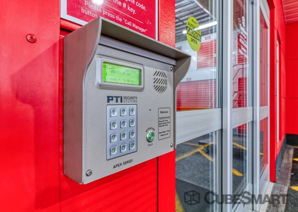 Storage Units at CubeSmart Self Storage - NY Brooklyn McDonald Avenue - 1158 McDonald Avenue