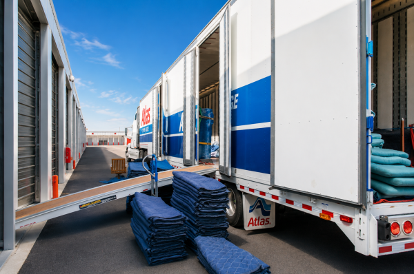 Facility photo: //images.sparefoot.com/medium/2178136a0db6bc036c1.png
