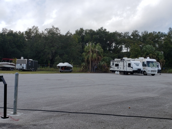 Facility photo: //images.sparefoot.com/medium/2178235f7e10de2dedb.jpg