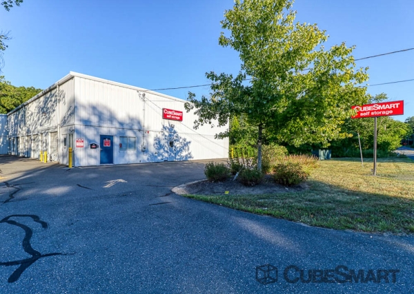 Storage Units at CubeSmart Self Storage - CT Ridgefield Ethan Alley Hwy - 872 Ethan Allen Highway