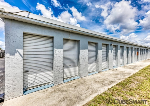 Facility photo: //images.sparefoot.com/medium/217869686f682f704a2.jpg