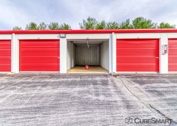 Facility photo: //images.sparefoot.com/medium/217879688c85df671ad.jpg