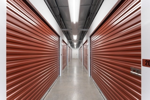 Facility photo: //images.sparefoot.com/medium/21801569f74b2375c37.jpg