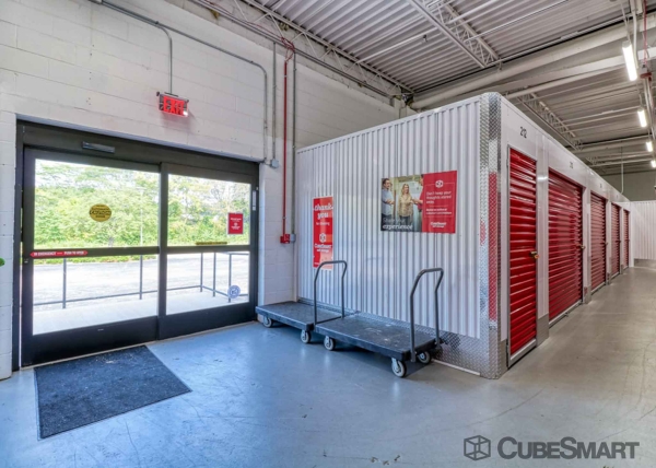 Storage Units at CubeSmart Self Storage -IL Rockford East State Street - 3720 E State St