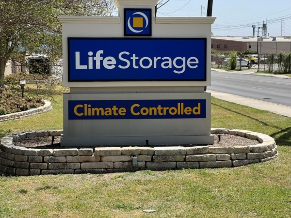 Storage Units at Life Storage - San Antonio - 2417 Jackson Keller Road - 2417 Jackson Keller Road