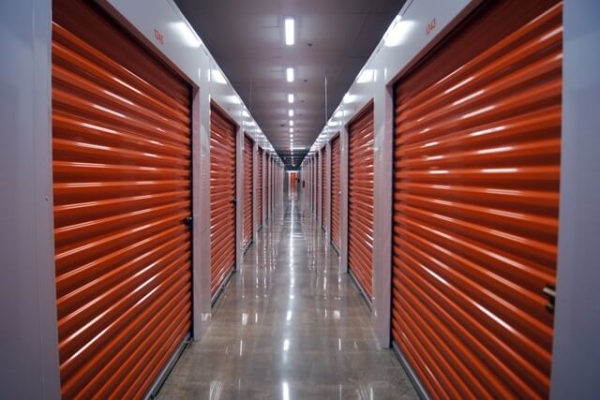 Facility photo: //images.sparefoot.com/medium/218322695bca71c85ee.jpg