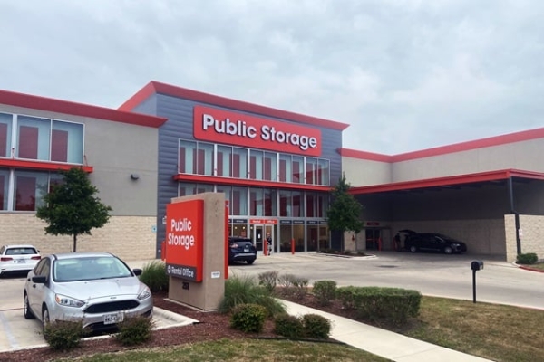 Storage Units at Public Storage - Round Rock - 251 N A W Grimes Bl - 251 N A W Grimes Bl