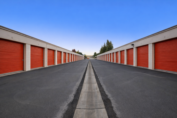 Facility photo: //images.sparefoot.com/medium/21846969e62c5ed869b.jpg