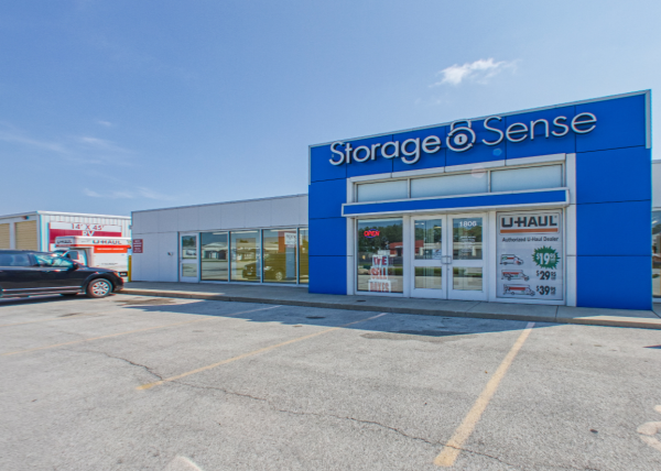 Facility photo: //images.sparefoot.com/medium/2185786899fef478bc2.png