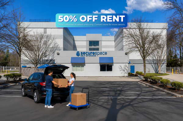 Facility photo: //images.sparefoot.com/medium/2186646a20613f31305.png