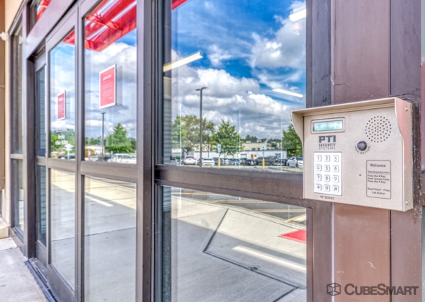 Storage Units at CubeSmart Self Storage - NJ East Brunswick Route 18 - 645 Route 18