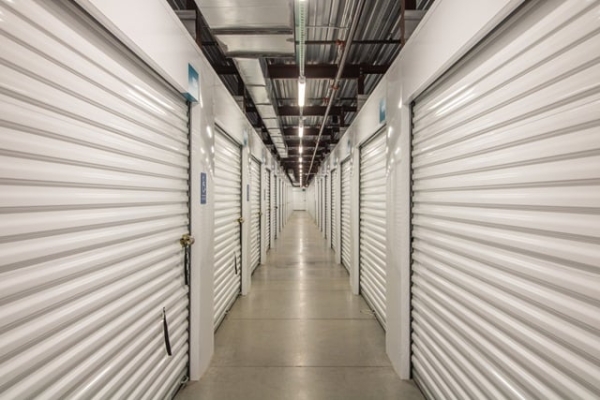 Facility photo: //images.sparefoot.com/medium/2187306947ff104fcc1.jpg