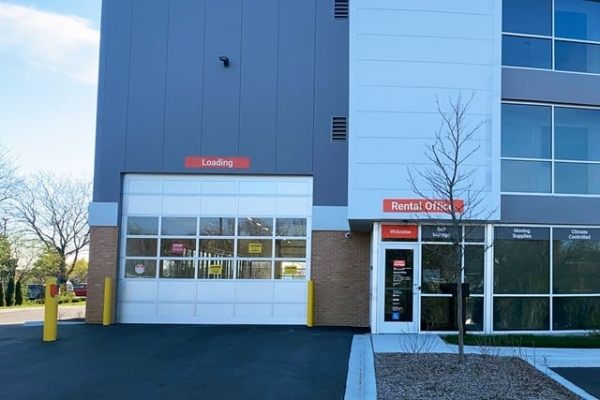 Facility photo: //images.sparefoot.com/medium/21873769e8ccc420653.jpg