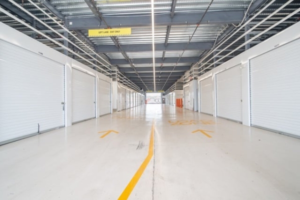 Facility photo: //images.sparefoot.com/medium/218738689204874a253.jpg