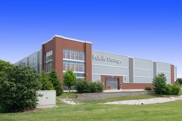 Facility photo: //images.sparefoot.com/medium/2187386921c55e57da0.jpg