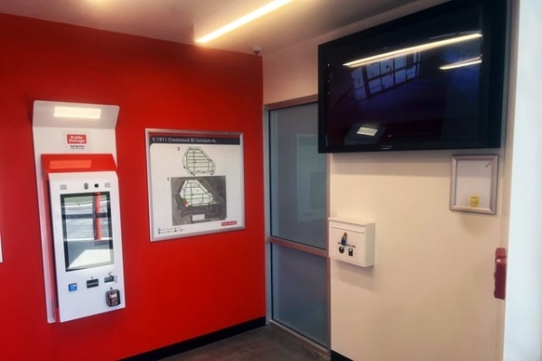 Facility photo: //images.sparefoot.com/medium/21876469455e4a5493a.jpg