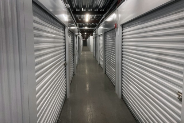 Facility photo: //images.sparefoot.com/medium/218764698749cc35579.jpg