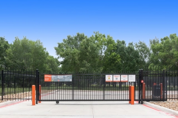 Storage Units at Public Storage - Houston - 2055 Hayes Road - 2055 Hayes Road