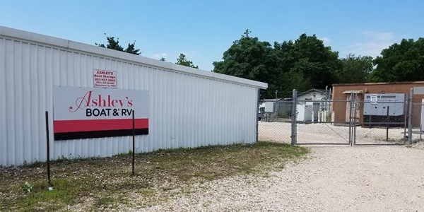 Storage Units at Right Move Storage- Champions Boat, Vehicle, & Trailer - 7103 Cockrum Boulevard