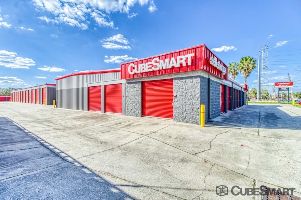 Storage Units at CubeSmart Self Storage - FL Orlando South Goldenrod Road - 3040 South Goldenrod Road