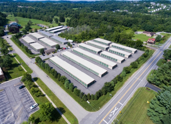 Facility photo: //images.sparefoot.com/medium/2190185ffda95d6f243.jpg