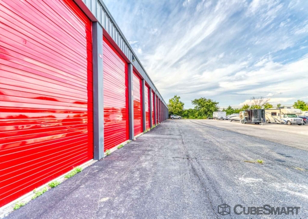 Storage Units at CubeSmart Self Storage - OH Hamilton Port Union Rd - 4510 Port Union Road