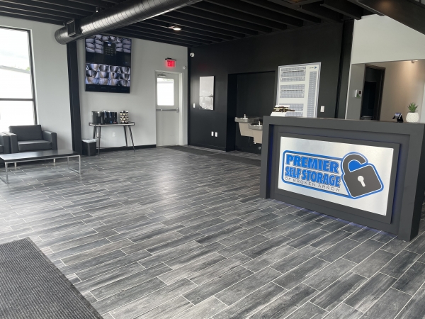 Facility photo: //images.sparefoot.com/medium/219141608d93fa55f75.jpeg