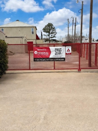 Facility photo: //images.sparefoot.com/medium/2192456a0b34b4adfa8.jpg